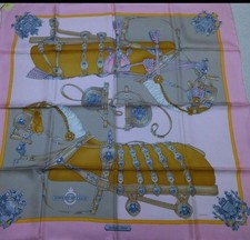 Foulard hermes soie d'occasion Foulard hermes soie d'occasion  Expédié en France