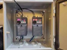 Falowniki Mitsubishi 0,2 kW 1,4 A jednofazowe, z filtrami RF + Schneider IP66 na sprzedaż  PL