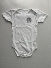 Roupas de bebê corações cromados 18 meses 1 peça comprar usado  Enviando para Brazil