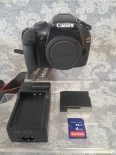 Mint canon eos for sale  AYLESBURY