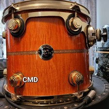 RARO DW COLLECTORS 25º ANIVERSÁRIO 1997 13X11 TOM DRUM EXÓTICO FIDDELBACK LATÃO HDWRE comprar usado RARO DW COLLECTORS 25º ANIVERSÁRIO 1997 13X11 TOM DRUM EXÓTICO FIDDELBACK LATÃO HDWRE comprar usado  Enviando para Brazil