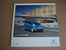 Catalogue brochure peugeot d'occasion  Vigneux-sur-Seine