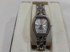 RELÓGIO QUADRADO ANALÓGICO FEMININO 25mm X 20mm (NOVA BATERIA) comprar usado  Enviando para Brazil