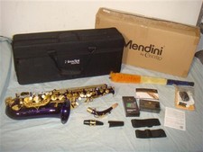 MENDINI BY CECILIO HMAS-PL SAXOFONE ALTO ROXO COM KIT INICIAL COMPLETO/ACESSÓRIOS comprar usado  Enviando para Brazil
