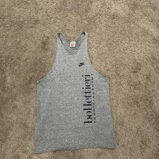 Regata masculina vintage Nike média Bollettieri tênis academia treinamento anos 80 cinza  comprar usado Regata masculina vintage Nike média Bollettieri tênis academia treinamento anos 80 cinza  comprar usado  Enviando para Brazil