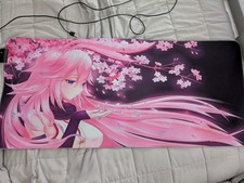 alfombrilla escritorio anime luces segunda mano  Embacar hacia Mexico