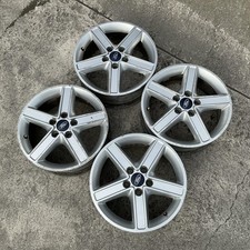 cerchi r16 focus usato cerchi r16 focus usato Italia