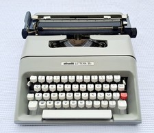 Macchina scrivere vintage usato  Asti