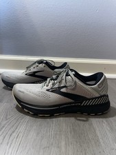 Brooks women adrenaline for sale  Debary