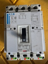 Disjuntor de 3 polos EATON PDG23M0030TFFL 30A - NOVO PARA VIAGEM  comprar usado  Enviando para Brazil