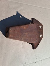 One engine bracket for sale  USA
