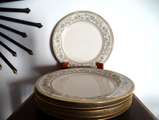 Assiettes plates porcelaine d'occasion  Gondreville