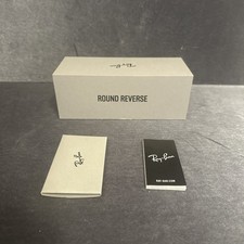 Caixa redonda reversa Ray Ban e toalha de limpeza comprar usado  Enviando para Brazil