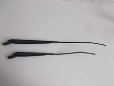Coppia braccio tergicristalli usato  Vimodrone