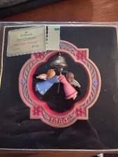 Usado, Ornamento vintage Hallmark Heavenly Sounds datado de 1980 anjo com sino na caixa comprar usado  Enviando para Brazil