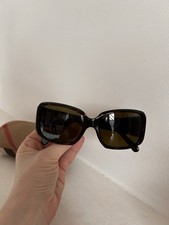 Óculos de sol feminino Burberry marrom preto original comprar usado Óculos de sol feminino Burberry marrom preto original comprar usado  Enviando para Brazil