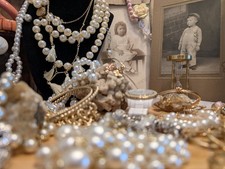 Lote de joyas vintage/modernas coleccionables con fotos antiguas y calcita... segunda mano  Embacar hacia Mexico
