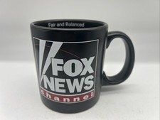 Caneca GRANDE de café vintage Fox News logotipo justo e equilibrado feita nos EUA 4,5”h x 4”w comprar usado  Enviando para Brazil