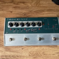 Tech bass deluxe for sale  WELSHPOOL