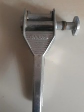 Ancienne bouchonneuse sanbri d'occasion  Fretigney-et-Velloreille