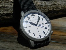 Momentum fieldwalker watch for sale  Avoca