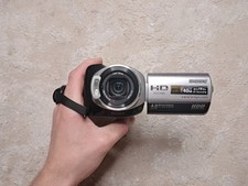 Filmadora Sony HDR-SR5E PAL Handycam AVCHD HDD Full HD 40GB Vintage Fabricada no Japão comprar usado Filmadora Sony HDR-SR5E PAL Handycam AVCHD HDD Full HD 40GB Vintage Fabricada no Japão comprar usado  Enviando para Brazil