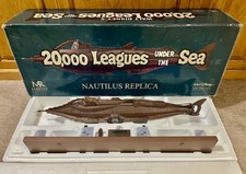 Usado, Réplicas Disney Showcase Master 20.000 Léguas Submarinas - Réplica Nautilus comprar usado  Enviando para Brazil