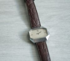 Montre yema octogonale d'occasion  Choisy-le-Roi