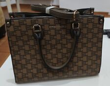 Borsa mano loggata usato  Ruvo di Puglia