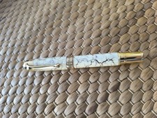 penna stilografica montblanc laminato oro usato penna stilografica montblanc laminato oro usato Roma