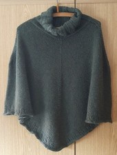Handgestrickter poncho drops gebraucht kaufen  Seesen