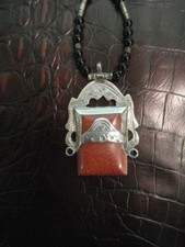 Halskette anhänger sandstone gebraucht kaufen  Bielefeld