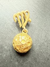 Ancien pendentif médaille d'occasion  Montereau-Fault-Yonne
