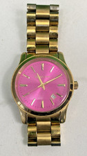 Relógio feminino Michael Kors MK-5801 caixa dourada e pulseira com rosto rosa não funciona comprar usado Relógio feminino Michael Kors MK-5801 caixa dourada e pulseira com rosto rosa não funciona comprar usado  Enviando para Brazil