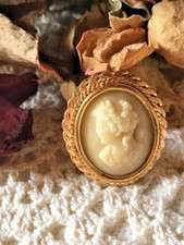 Broche ancienne camée d'occasion  Moissac