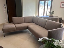Divano angolare posti usato  Palma Campania