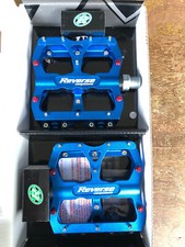 Pedais de plataforma de mountain bike escape reverso, azul escuro anodizado, usado comprar usado Pedais de plataforma de mountain bike escape reverso, azul escuro anodizado, usado comprar usado  Enviando para Brazil