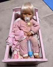 Usado, Boneca bebê vintage com olhos para dormir e berço bebida/úmida - CONFIÁVEL rara! Needs Care comprar usado  Enviando para Brazil