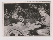 Old photo sibling d'occasion  Expédié en Belgium