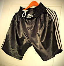 Adidas prenium short d'occasion  Paris X