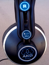 AKG K271 MKII FONES DE OUVIDO MONITOR DE ESTÚDIO ESTÉREO COM CABO TESTADO FUNCIONANDO LIMPO USADO comprar usado  Enviando para Brazil