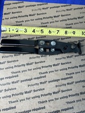 BLUE-POINT Tools Universal CV Boot Ear-type braçadeira alicate de crimpagem (YA3080) EUA comprar usado  Enviando para Brazil