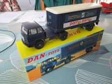 Dan toys reproduction d'occasion  Feytiat