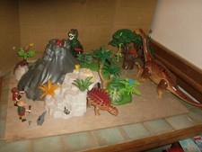Volcan tyrannosaure playmobil d'occasion  Le Houga