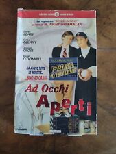 Occhi aperti vhs usato  Roma