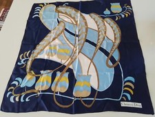 Foulard christian dior d'occasion  Pleubian