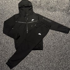 Nike men tech for sale Nike men tech for sale  RAINHAM