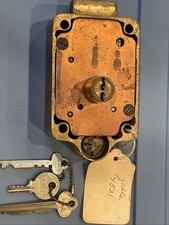 Chaveiro vintage Yale 3 chaves cofre cofre latão colecionável YALE 4521 raro comprar usado  Enviando para Brazil