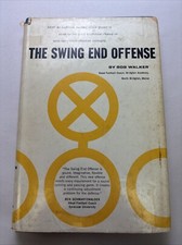 The Swing End Offense by Bob Walker, head football coach, Bridgton Academy, ME comprar usado  Enviando para Brazil