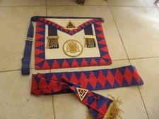 Maçonnique regalia sainte d'occasion Maçonnique regalia sainte d'occasion  Plan-de-Cuques